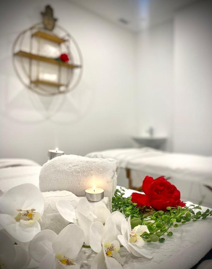 Hotel Royal Orchid Канису Экстерьер фото
