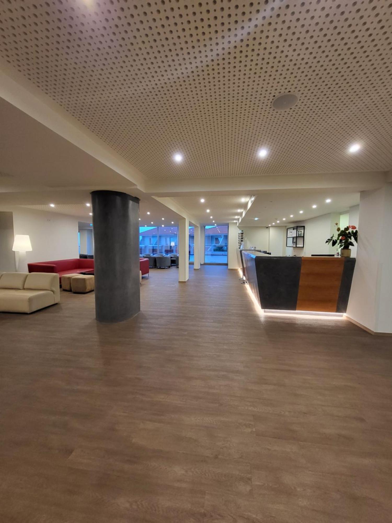 Hotel Royal Orchid Канису Экстерьер фото